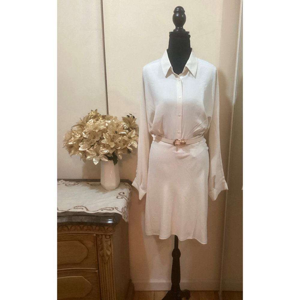NWT ANN TAYLOR Elegant One Piece Dress.